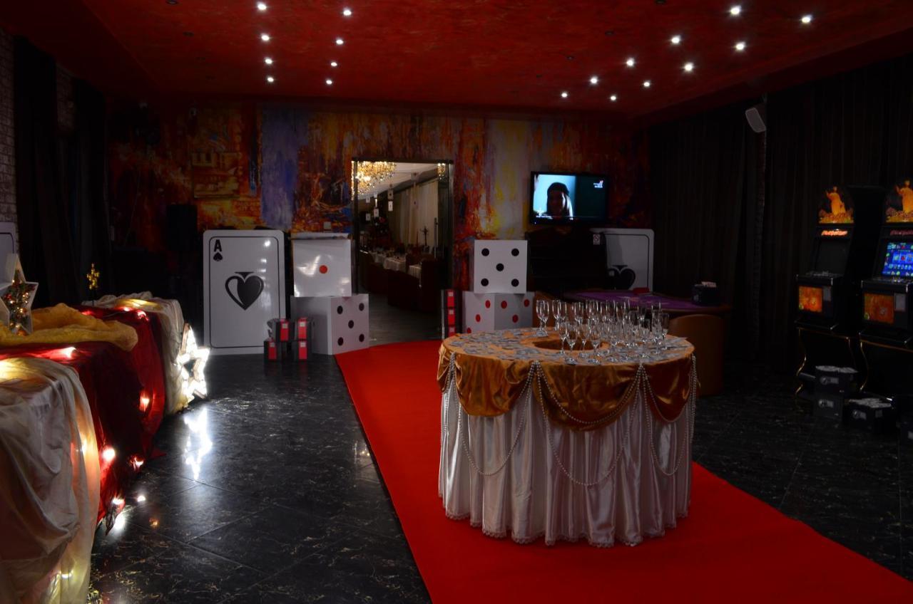 Hotel Park Rost Club Zadonets'ke Zewnętrze zdjęcie